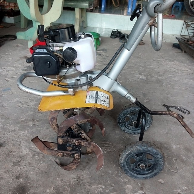 Máy xới đất mini cũ