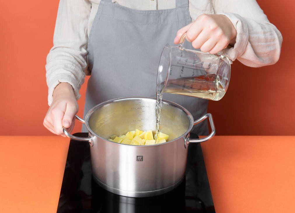 3 món súp rau củ dễ làm cho ngày lạnh